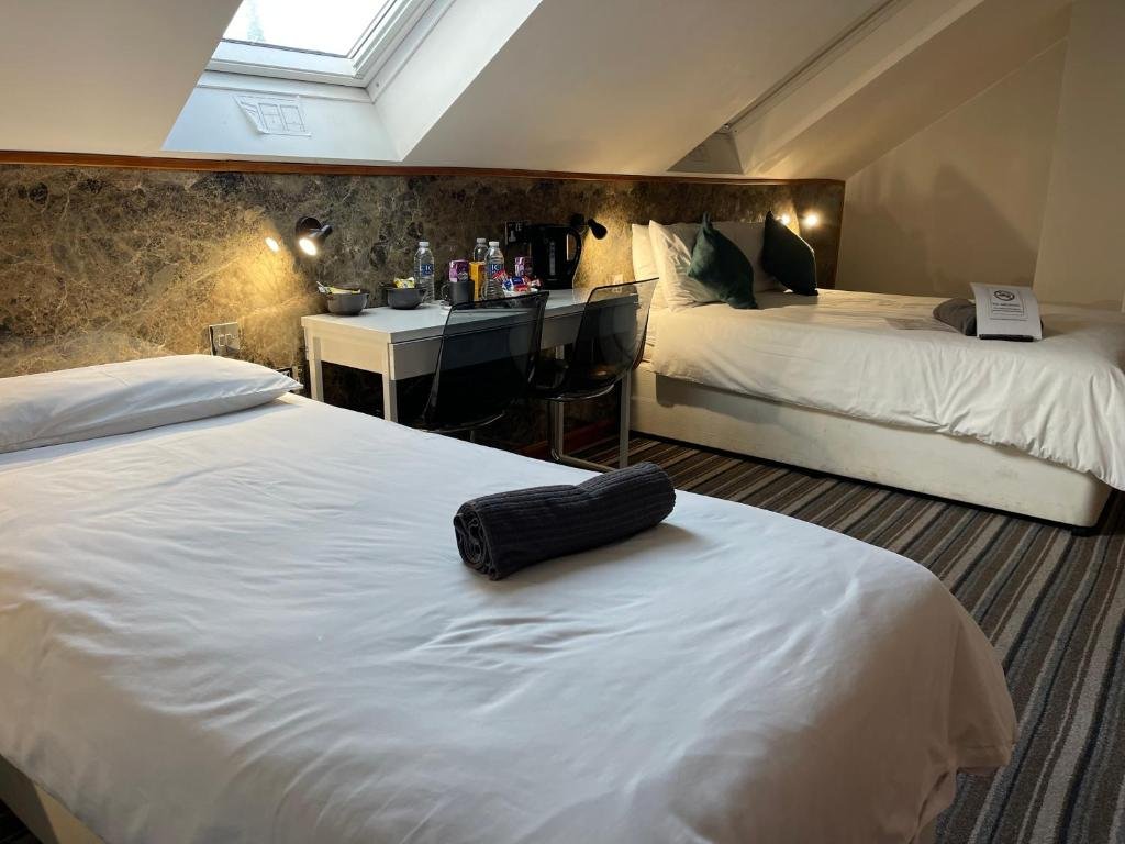 Standard Triple Room at The Six Bells Hotel